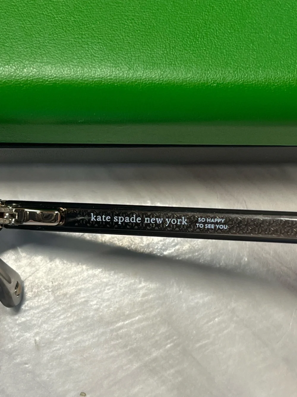Kate‎ Spade Eye Glasses with green case and Dust Cloth